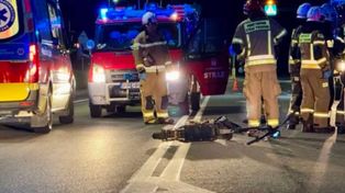 16-latek w ciężkim stanie. Jechał hulajnogą bez kasku i świateł