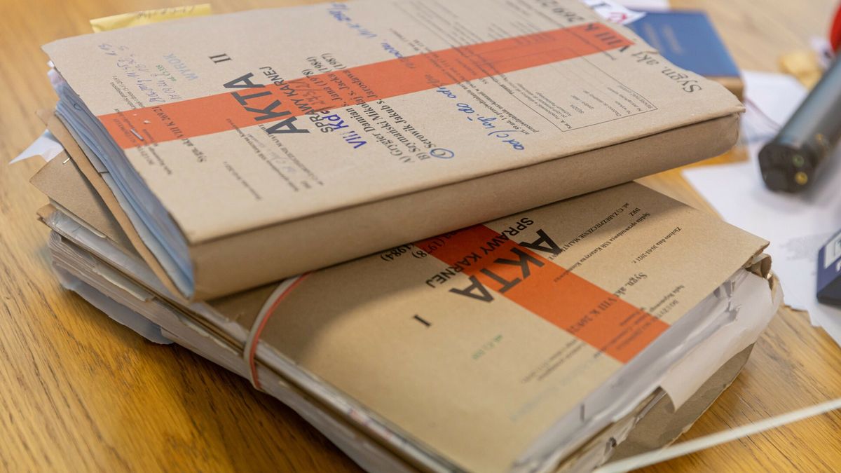 Wkrótce posypać się mogą kary za lewe paszporty i testy na covid.