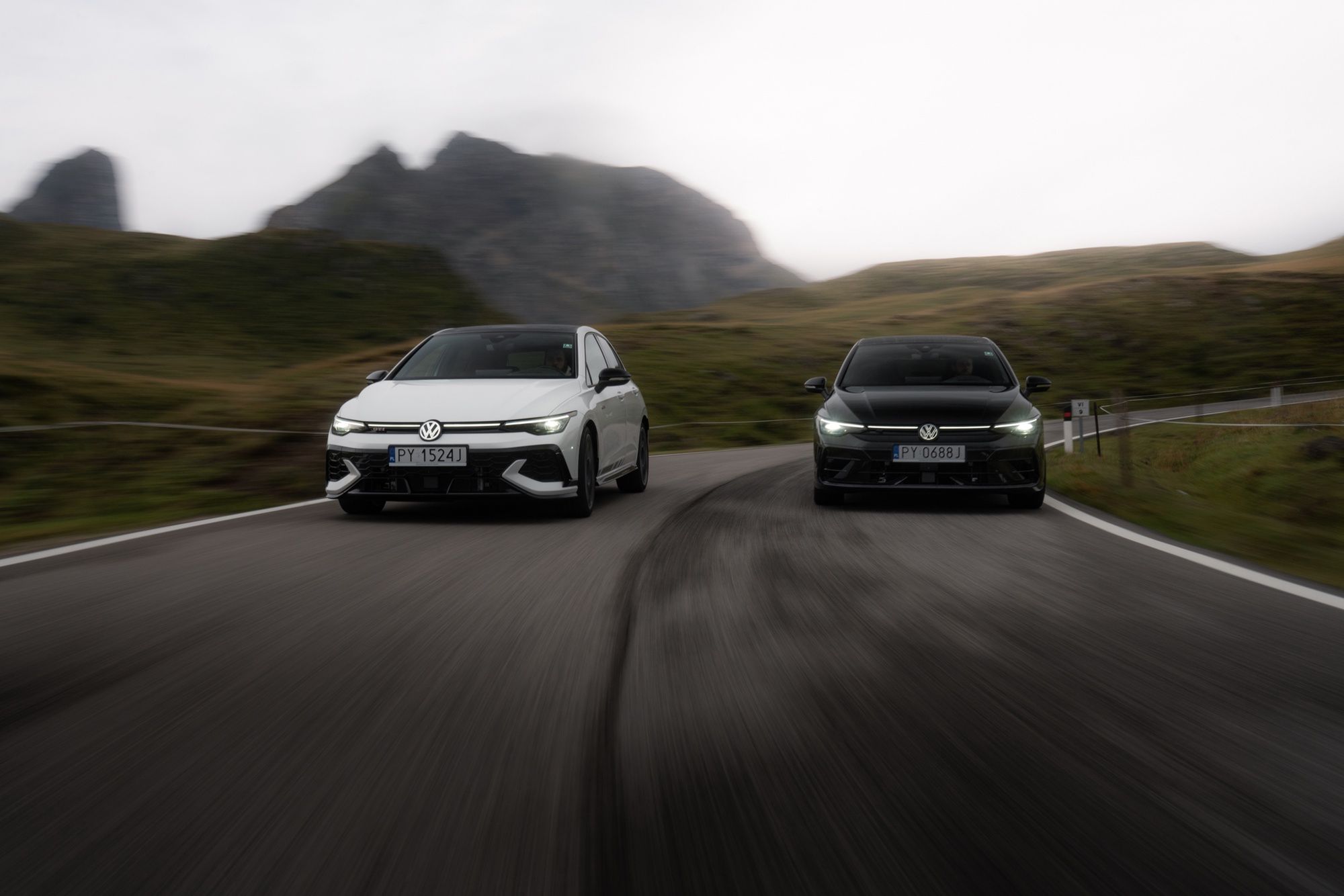 Gran turismo: Volkswagen Golf GTI Clubsport i R w Alpach