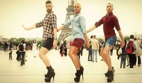 Faceci W SZPILKACH tańczą do hitów Spice Girls!