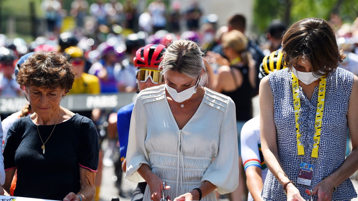 PARIS, FRANCE - JULY 24: (L-R) Marion Rousse of France Ex-Pro rider-TV Journalist Tour de France Femmes director and Amélie Oudéa-Castéra French Minister for Sport and the Olympic & Paralympic Games cut the inaugural ribbon during the 1st Tour de France Femmes 2022, Stage 1 a 81,7km stage from Paris - Tour Eiffel to Paris - Champs-Élysées / #TDFF / #UCIWWT /  on July 24, 2022 in Paris, France. (Photo by Dario Belingheri/Getty Images)