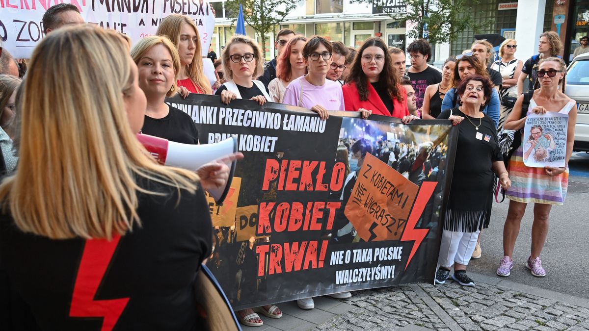 Manifestacje za dekryminalizacją aborcji w całej Polsce