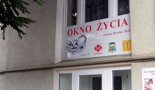 Noworodek znaleziony w oknie życia w Koszalinie