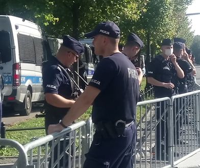 Protest medyków. Zatrzymano busa z materiałami pirotechnicznymi