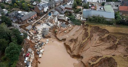 Kryzys klimatyczny nadchodzi. "Będą następować małe końce świata, aż tego nie udźwigniemy"