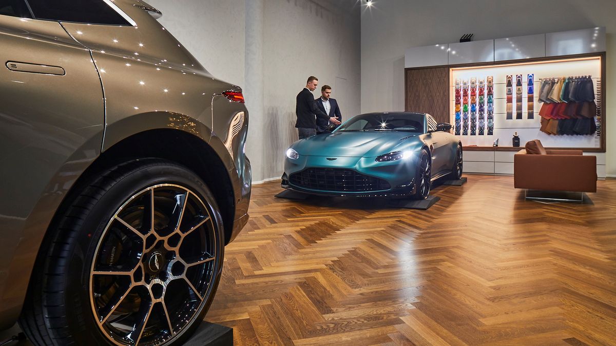Aston Martin Vantage F1 Edition w warszawskim salonie marki