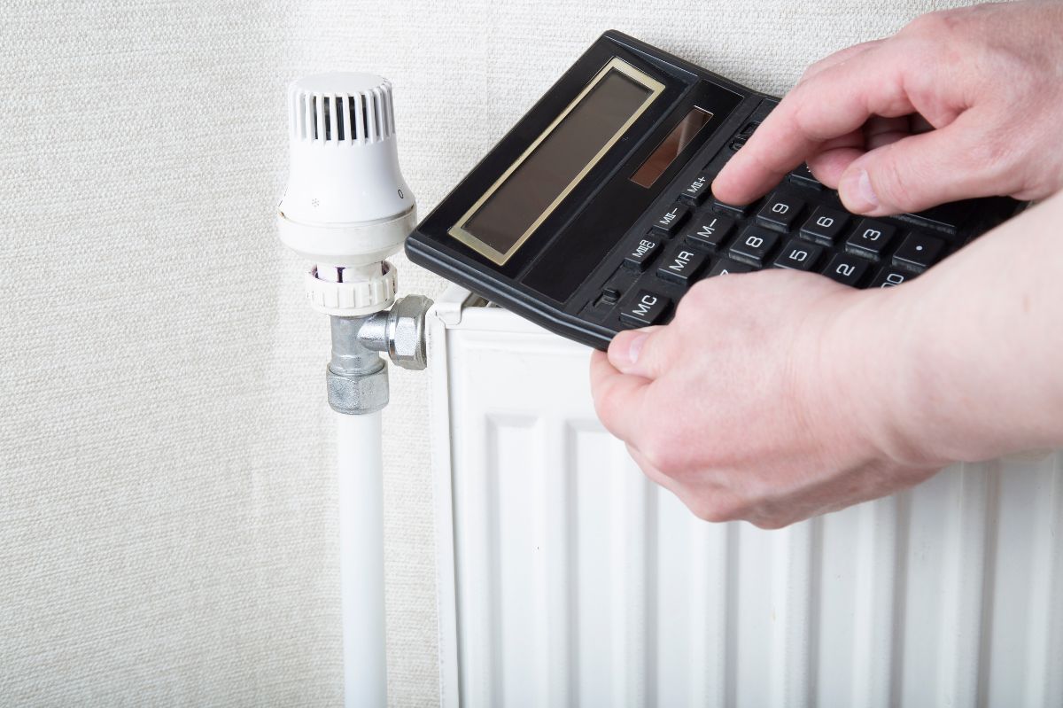 There is a simple way to save on heating.