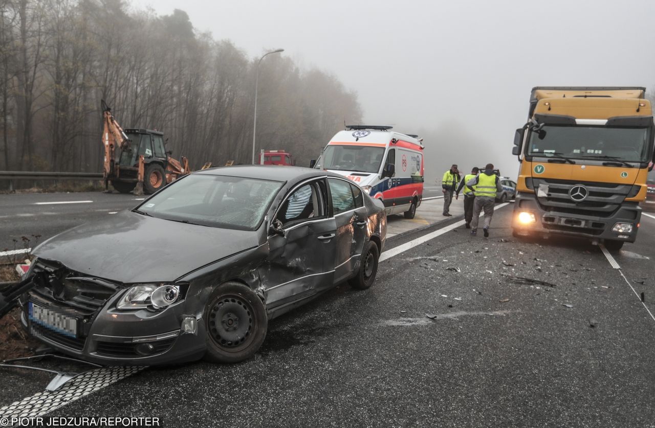 Ubezpieczyciele chętnie zaniżają odszkodowania i kombinują przy naprawach pojazdów, dlatego też kierowcy często się na nich skarżą.