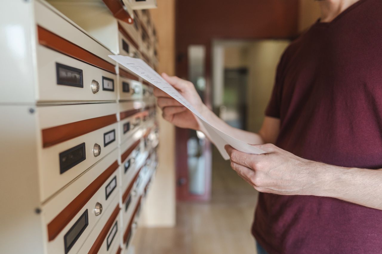 "Za 49 metrów płacę 1160 zł". Polacy dostają pisma od spółdzielni