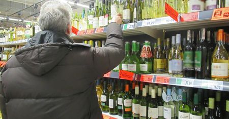 Resort zdrowia chce ograniczeń. Dotyczą sprzedaży i promocji alkoholu