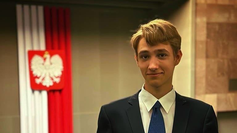 Twierdzi, że nauczyciele go zawiedli. "Liceum mnie wykończyło"