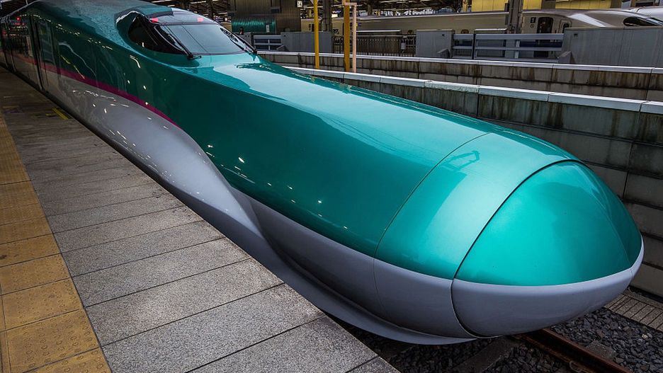 W rozwoju nowej linii kolejowej Shinkansen inżynier Nakatsu inspirował się trzema przedstawicielami królestwa ptaków