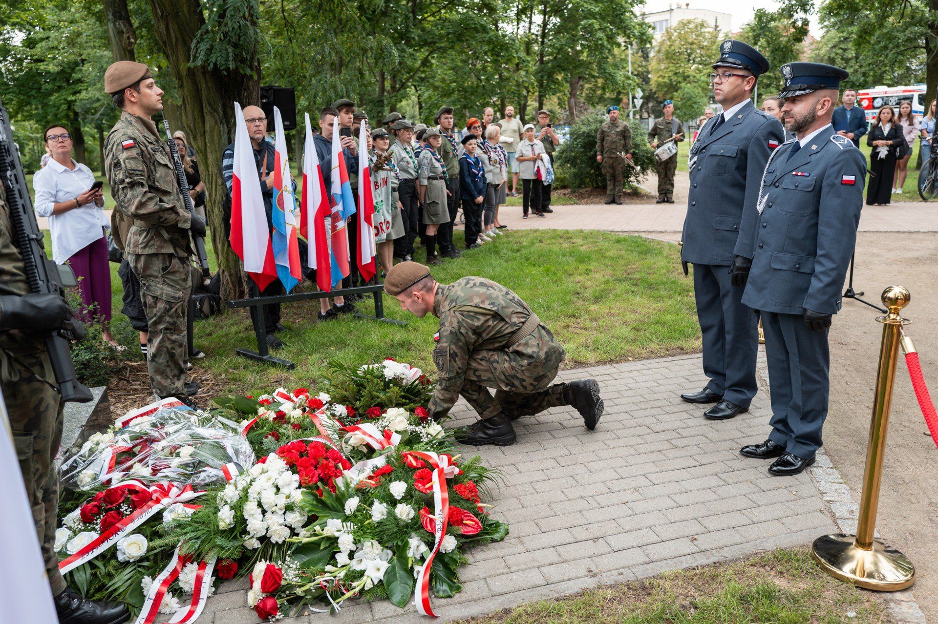 Uroczystości w Bydgoszczy z okazji 81. rocznicy wybuchu Powstania Warszawskiego.