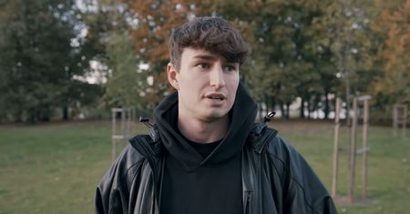 Marcin Dubiel w gorzkim wpisie nawiązuje do afery z łzawym filmem z mamą: "Osiągnąłem skutek odwrotny do zamierzonego"