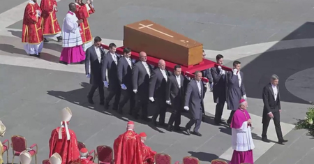 Pogrzeb papieża Franciszka. Oczy całego świata zwrócone na Watykan