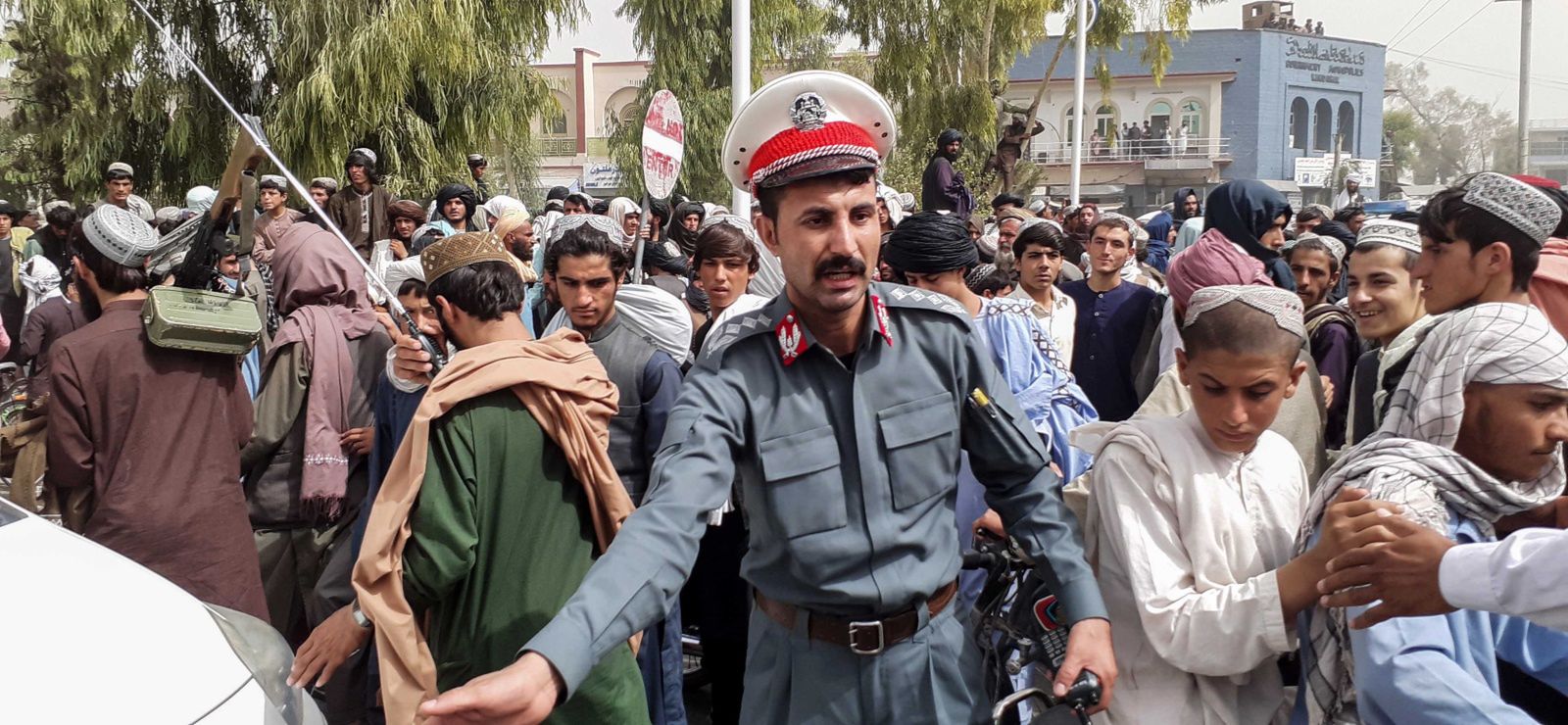 Talibowie ogłosili oficjalny szturm na Kabul 