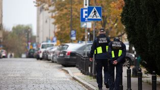 Warszawska straż miejska szuka chętnych. 70 miejsc pracy i takie zarobki