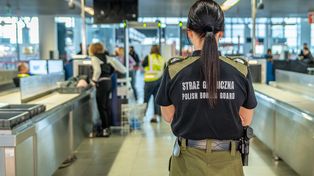 Warszawa: Obywatel Litwy zgłosił obsłudze lotniska, że ma bombę w bagażu