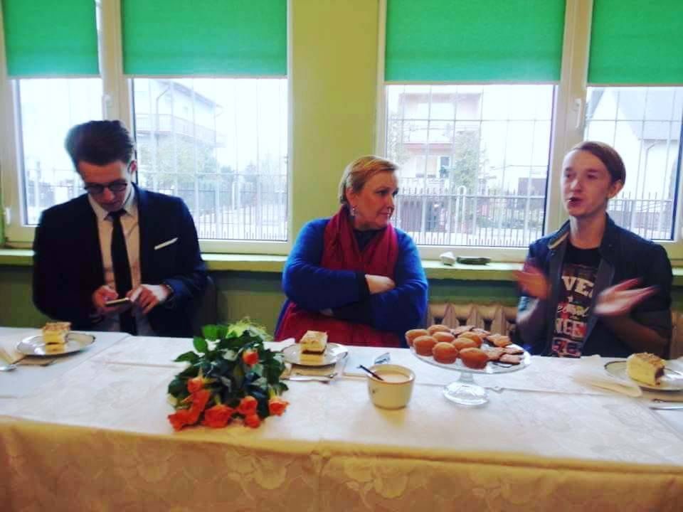 Róża Thun spotkała się z działaczami społecznymi z Zespołu Pomocy Koleżeńskiej