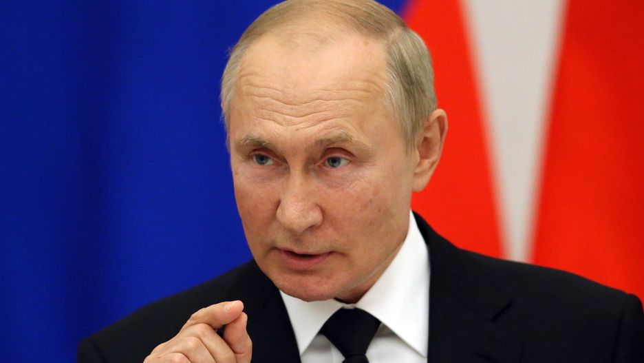Putin od lat niszczy przeciwników z pomocą armii internetowych trolli