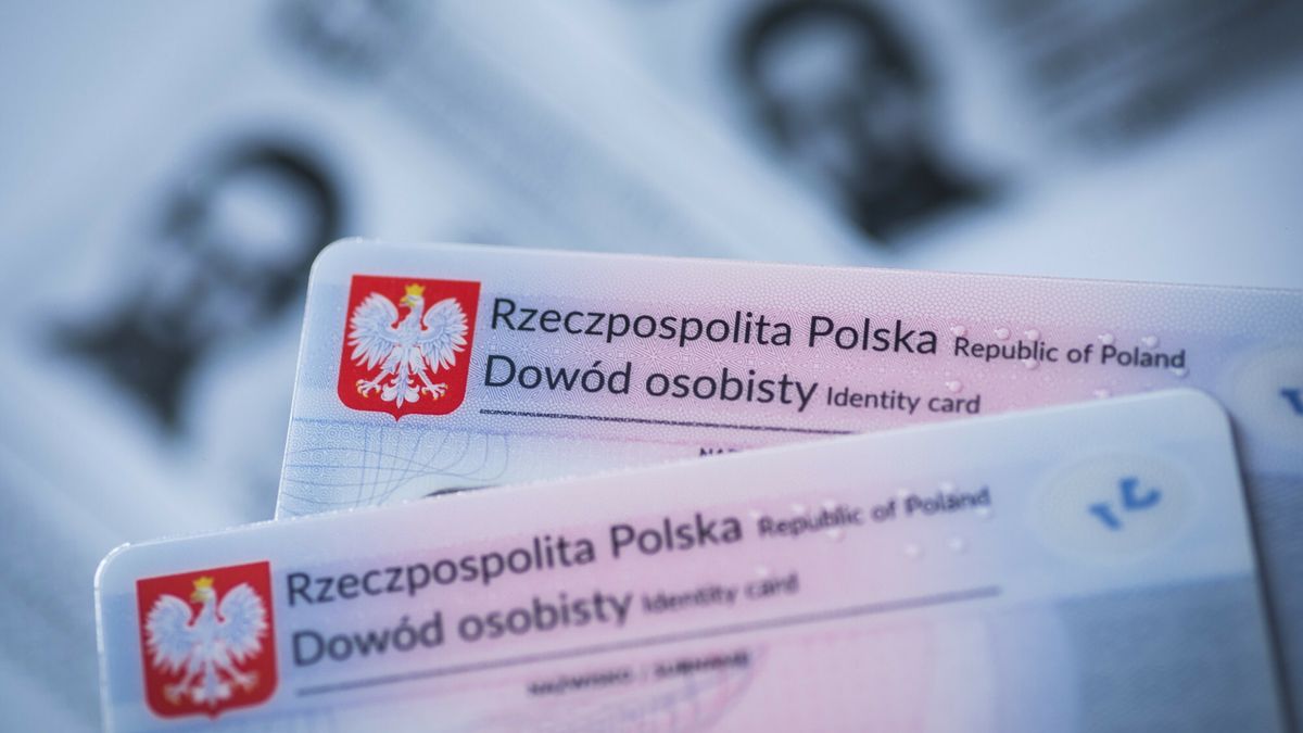Nowelizacja Senatu ws. dowodów osobistych podzieliła sejmową komisję