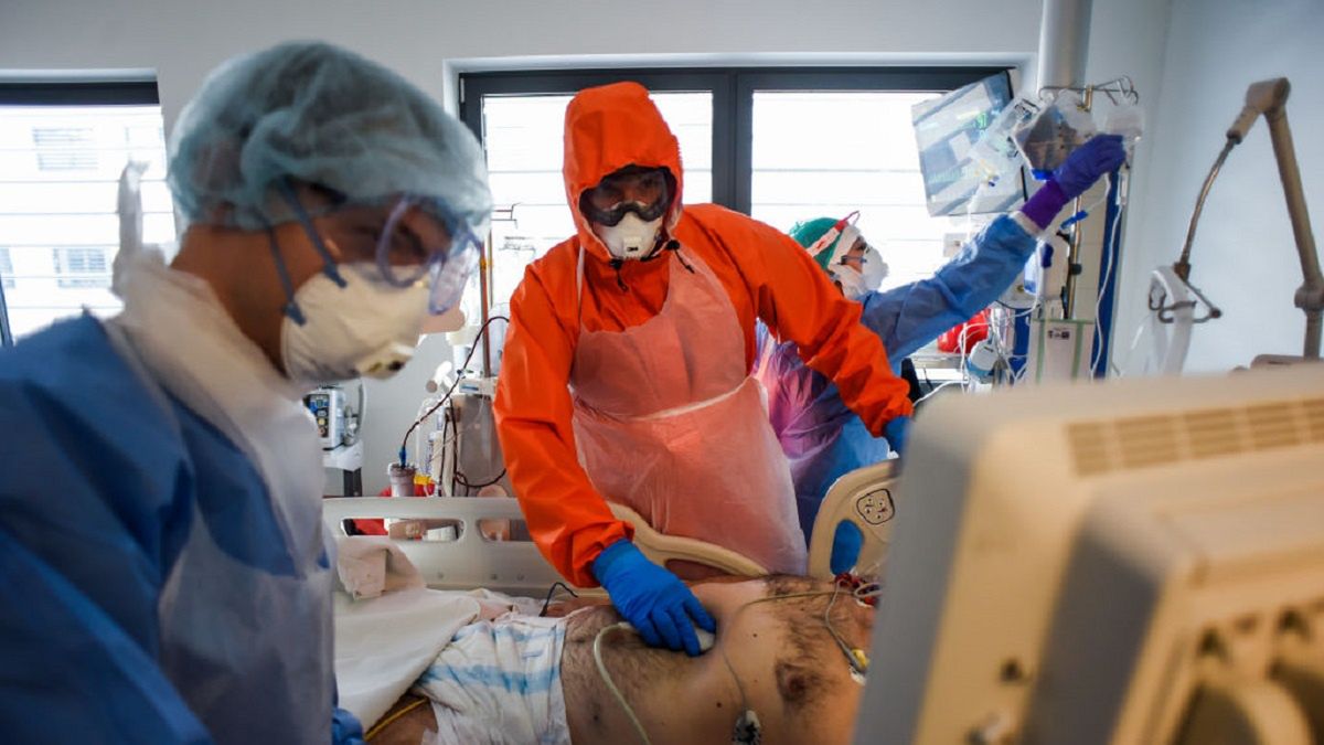 Ministerstwo Zdrowia poinformowało o nowych przypadkach zakażeń koronawirusem. 