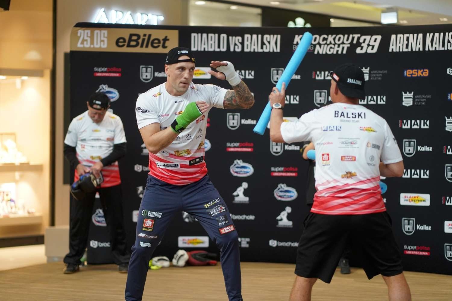 Trening medialny przed galą boksu zawodowego Knockout Boxing Night 39 w Kaliszu