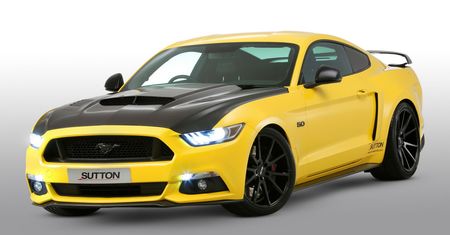 Brytyjskie sposoby na modyfikację Forda Mustanga