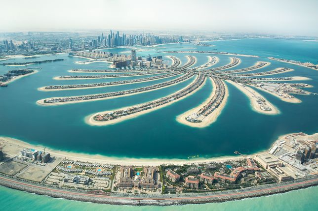 Palm Jumeirah to jedno z najbardziej charakterystycznych miejsc w Dubaju