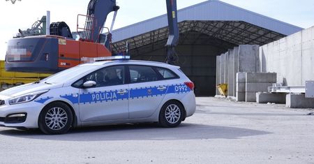 Tragedia w firmie. Nie żyje 42-latek