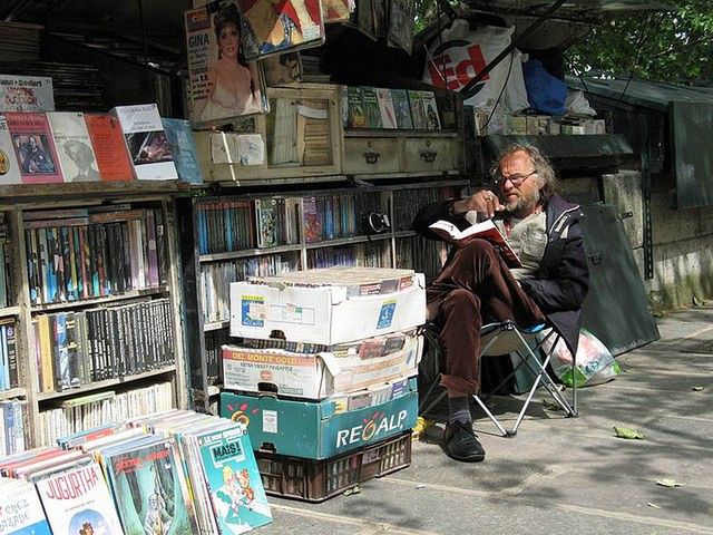 Chmielna w rękach bukinistów