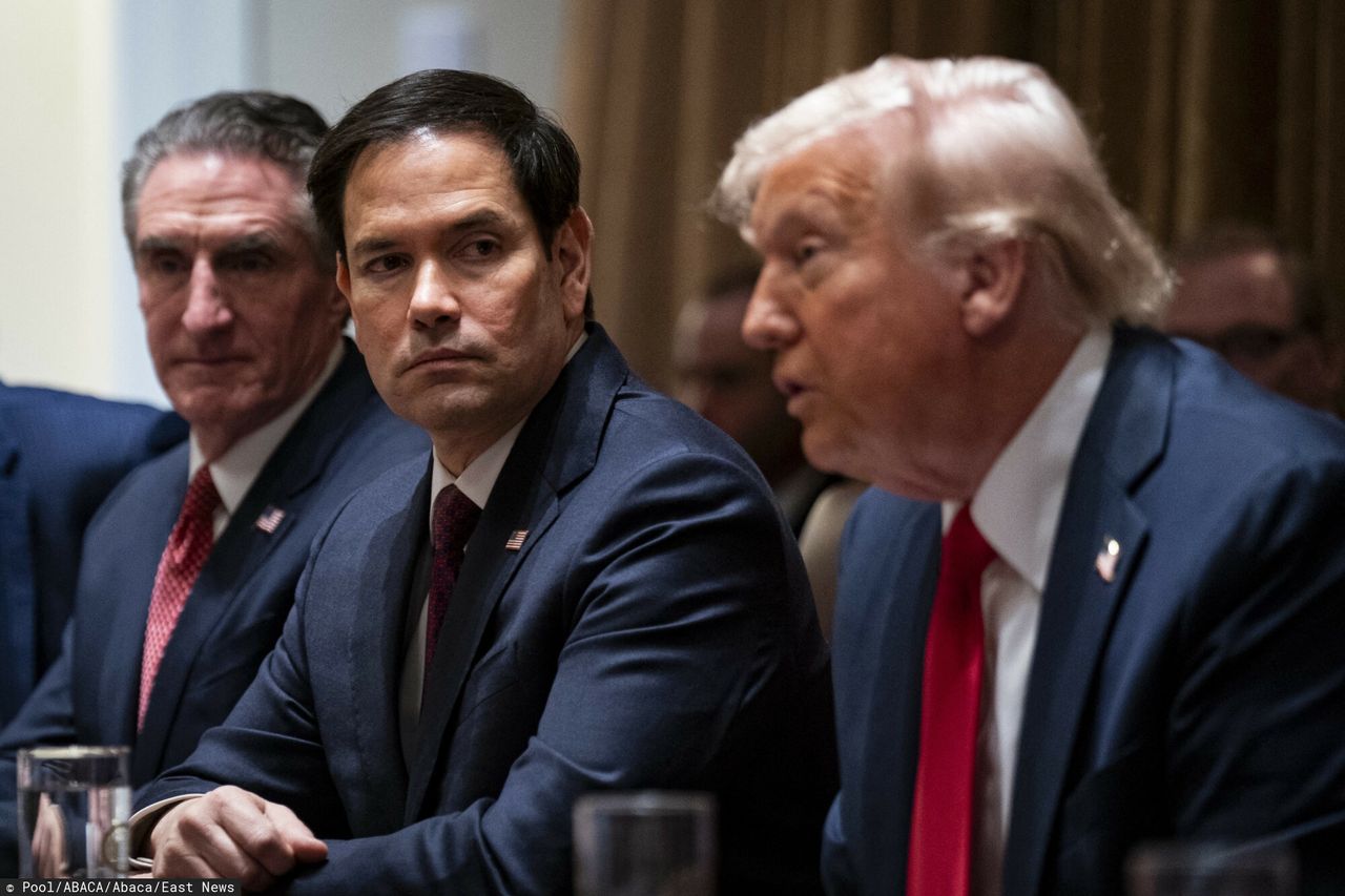 Trump mediates showdown between Rubio and Musk