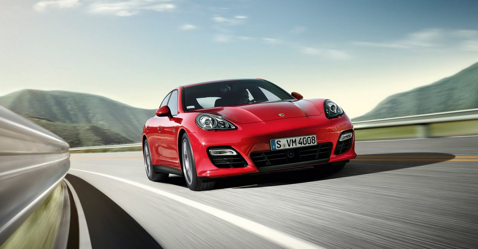 Porsche-Panamera-GTS