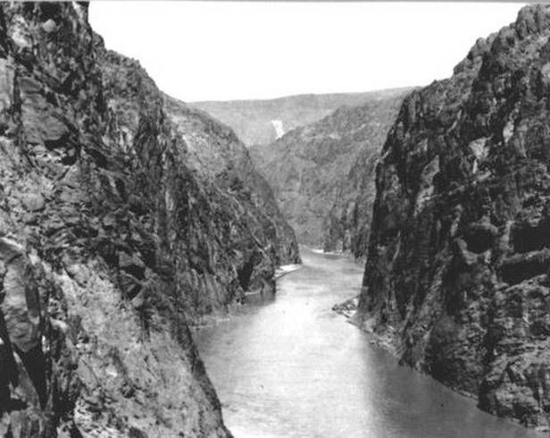 Niezwykłe konstrukcje [cz. 15]. Zapora Hoovera - betonowy gigant 13