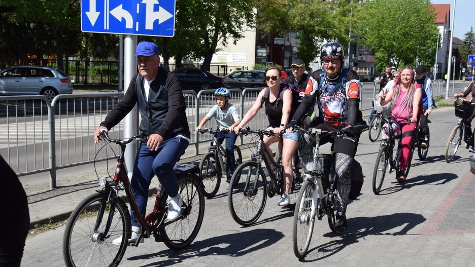 Zdjęcie ilustracyjne, z Rodzinnego Rajdu Rowerowego, który odbył się w maju w Ostrołęce