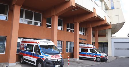 Pieniądze były, ale nie dla pielęgniarek. Szpital zalega 37 mln zł