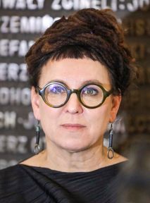 Windykacja sponsoruje festiwal Tokarczuk. Firma komentuje aferę