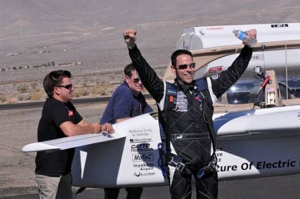 Chip Yates ustanowił kolejny rekord. Jak szybko może lecieć elektryczny samolot?