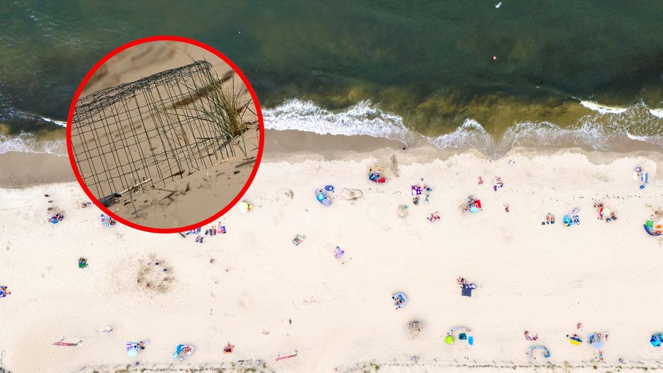 Takie kosze można znaleźć na wielu bałtyckich plażach 