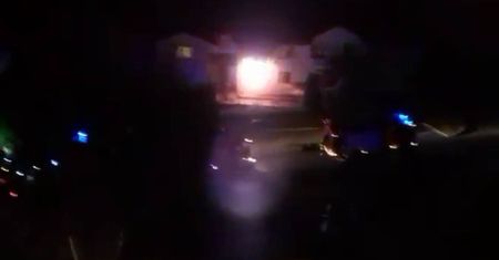 Nocy pożar domu na lubelskich Bronowicach. Siedem osób rannych, dwie ciężko (wideo)