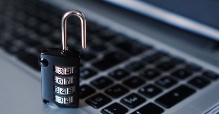 Microsoft Defender zacznie chronić przed kradzieżą haseł