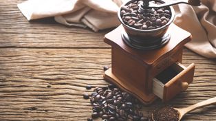 Oszukane kawy. Oto czym zastępują ziarna