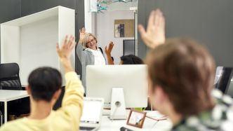 "Nieuzasadniony relikt przeszłości". Ekonomiści o niższym wieku emerytalnym kobiet.