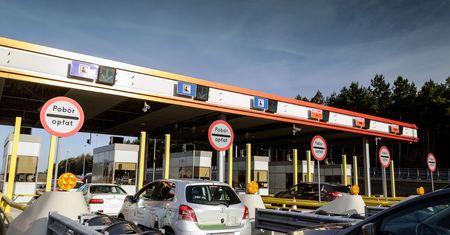 Ile kosztują autostrady w Polsce? Sprawdzamy, jak opłaty za polskie drogi wypadają na tle zagranicznych stawek