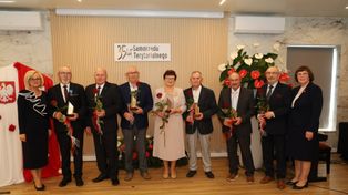 35-lecie samorządu. Uroczysta sesja Rady Miejskiej w Wielichowie. Wręczono medale i wyróżnienia