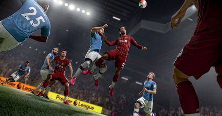 FIFA 21 to jednak nie kopiuj-wklej. Znalazłem 6 różnic, choć nie było łatwo
