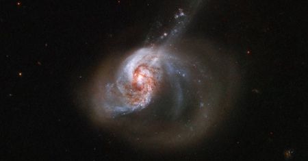 Fascynujące zdjęcie naukowców NASA. 200 mln lat świetnym od Drogi Mlecznej
