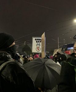 Strajk kobiet. Trwają postępowania policji. "To ma nas zniechęcać do protestowania"