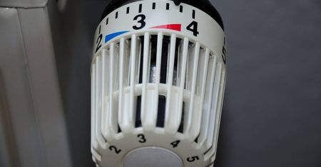 Jak ustawić termostat? Taka temperatura będzie odpowiednia