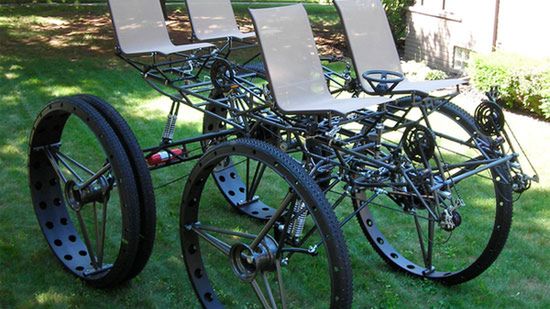 Monstrualny quadrocykl w sam raz na Dziki Zachód [wideo] 1